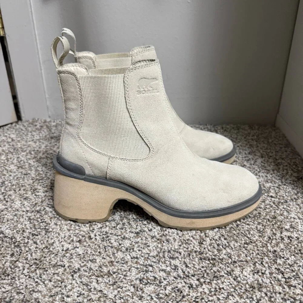 Sorel Hi-Line Heel Chelsea Boot Chalk, Ceramic Women 8.5 - Picture 3 of 12